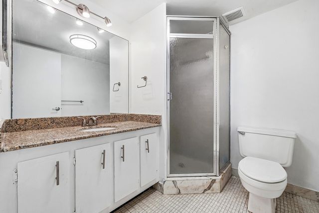 6 Royal Palm Way 605, Boca Raton, FL 33432