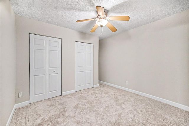 4727 Jarboe Street 107, Kansas City, MO 64112