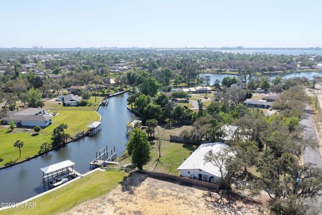 2903 W 27th Street, Panama City, FL 32405