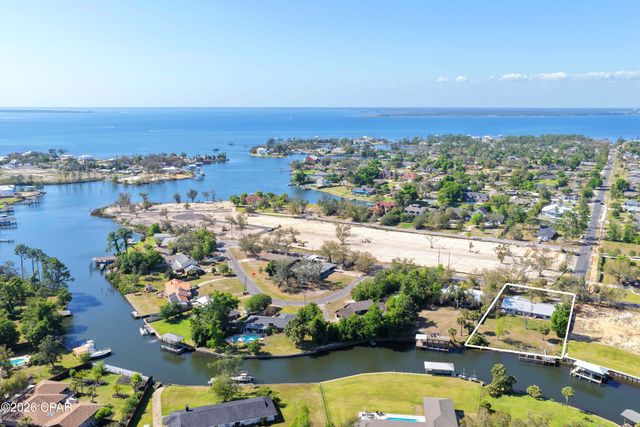 2903 W 27th Street, Panama City, FL 32405