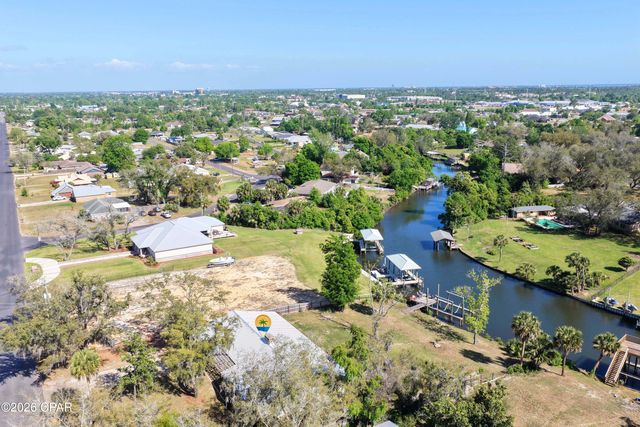 2903 W 27th Street, Panama City, FL 32405