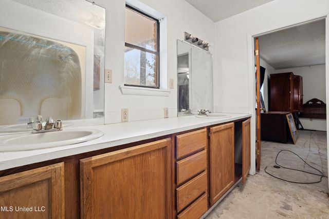 14456 Mcdaniel Lane, Gulfport, MS 39503