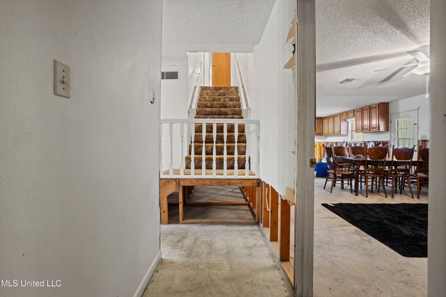 14456 Mcdaniel Lane, Gulfport, MS 39503