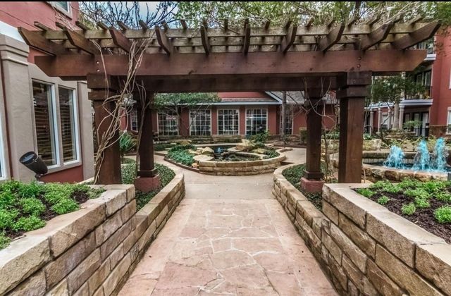 2400 Mccue Road 262, Houston, TX 77056