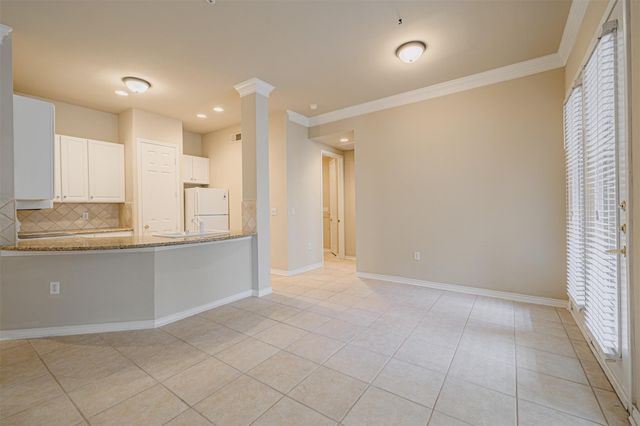 2400 Mccue Road 262, Houston, TX 77056