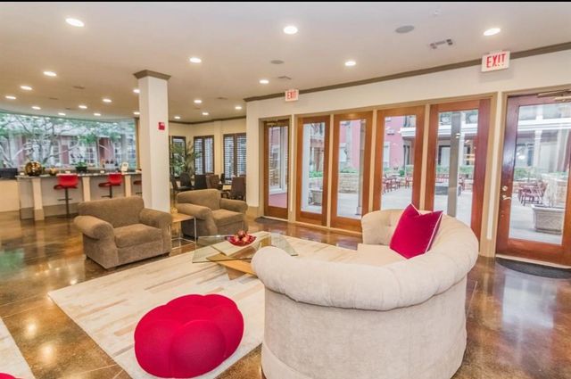 2400 Mccue Road 262, Houston, TX 77056