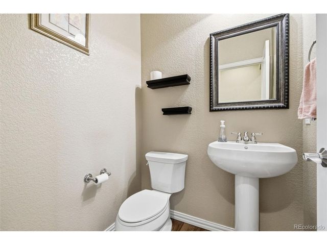 23920 E Easter Pl, Aurora, CO 80016