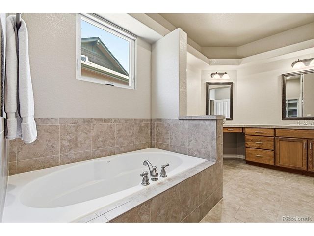 23920 E Easter Pl, Aurora, CO 80016