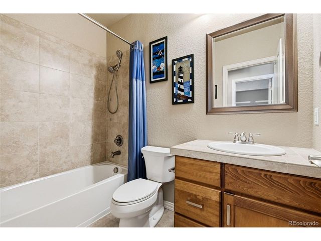 23920 E Easter Pl, Aurora, CO 80016