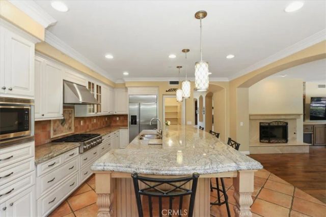 3948 Shady Ridge Drive, Corona, CA 92881