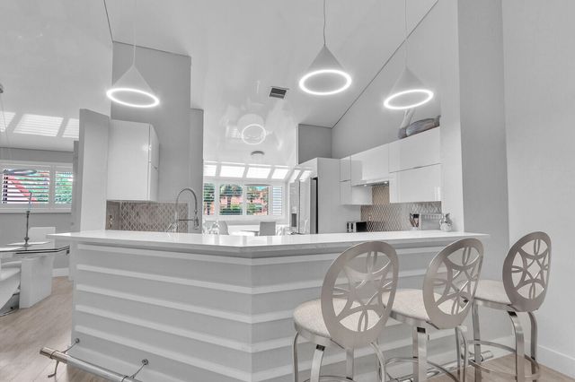 204 Sea Oats Drive F, Juno Beach, FL 33408