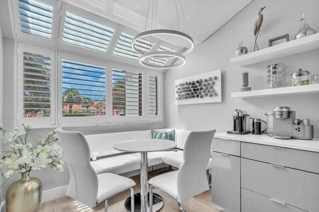 204 Sea Oats Drive F, Juno Beach, FL 33408