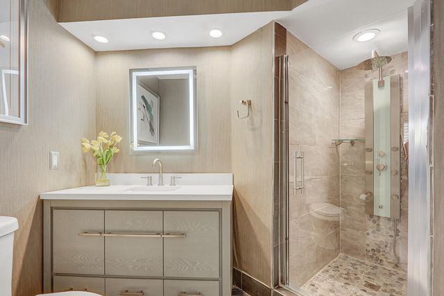 204 Sea Oats Drive F, Juno Beach, FL 33408