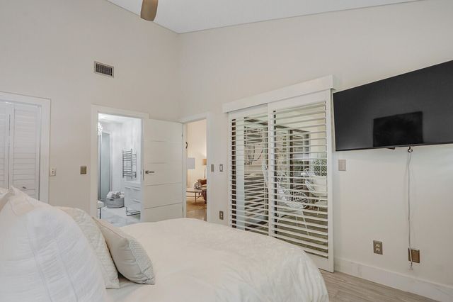 204 Sea Oats Drive F, Juno Beach, FL 33408