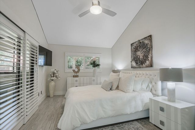 204 Sea Oats Drive F, Juno Beach, FL 33408