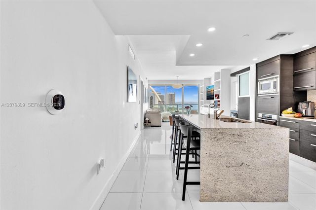 900 Biscayne Boulevard 1708, Miami, FL 33132