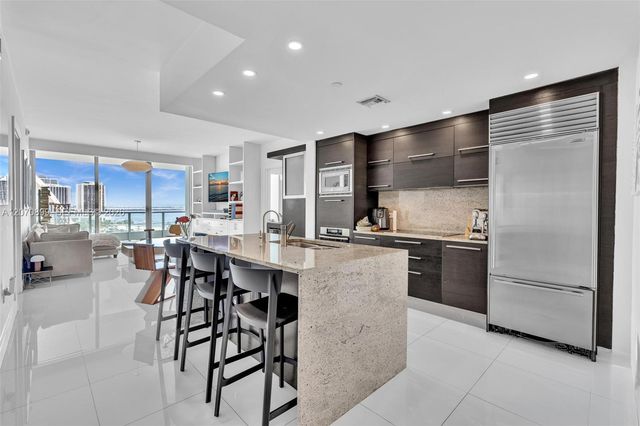 900 Biscayne Boulevard 1708, Miami, FL 33132