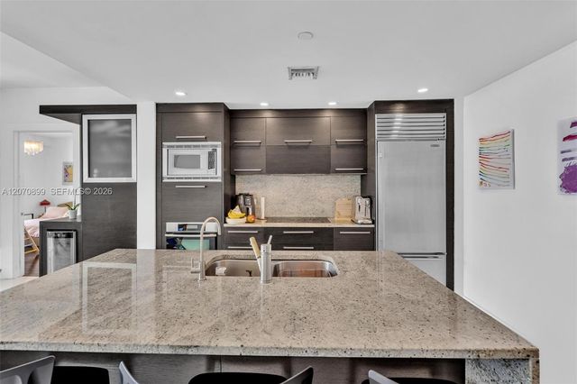 900 Biscayne Boulevard 1708, Miami, FL 33132