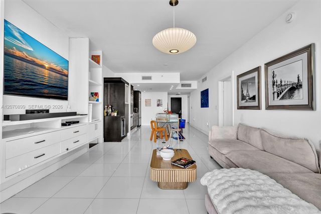 900 Biscayne Boulevard 1708, Miami, FL 33132