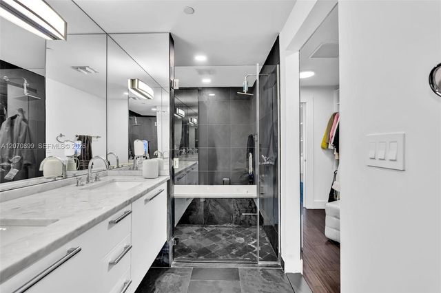 900 Biscayne Boulevard 1708, Miami, FL 33132