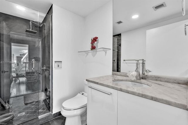 900 Biscayne Boulevard 1708, Miami, FL 33132