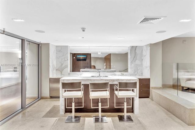 900 Biscayne Boulevard 1708, Miami, FL 33132