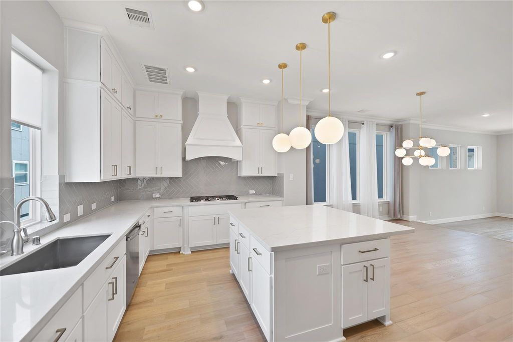 3508 Bridgewater Oaks Lane, Houston, TX 77055
