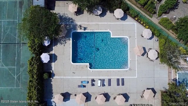 42 Narrows Road S S, Staten Island, NY 10305