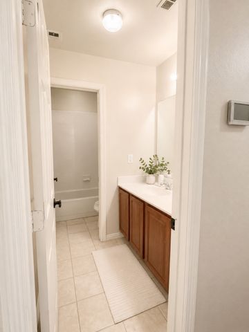 1815 Lake Glen Trail, Mansfield, TX 76063