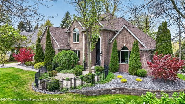 2032 Birch Bluff Drive, Okemos, MI 48864