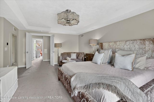 2032 Birch Bluff Drive, Okemos, MI 48864