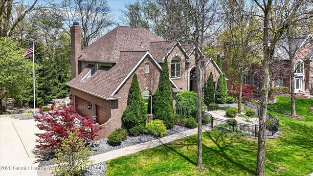2032 Birch Bluff Drive, Okemos, MI 48864