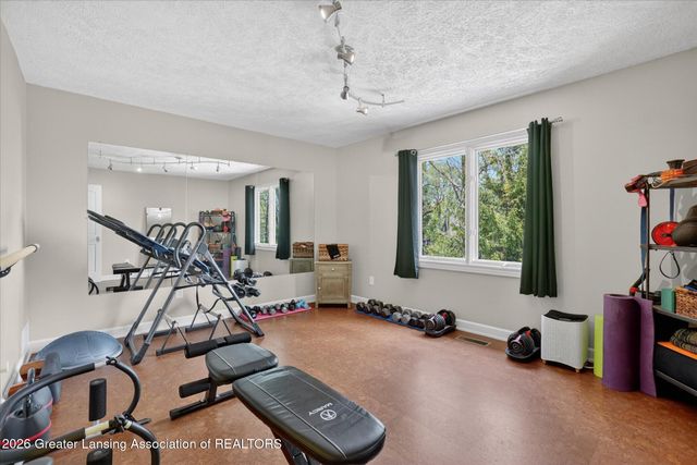 2032 Birch Bluff Drive, Okemos, MI 48864