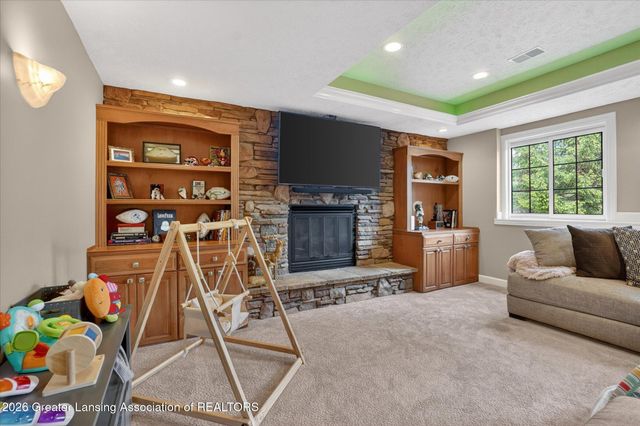 2032 Birch Bluff Drive, Okemos, MI 48864