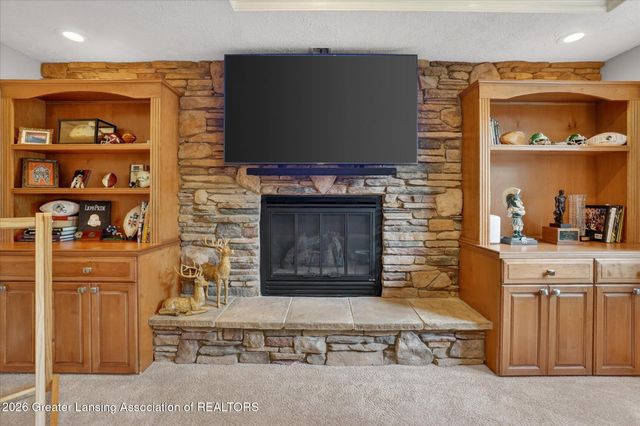 2032 Birch Bluff Drive, Okemos, MI 48864