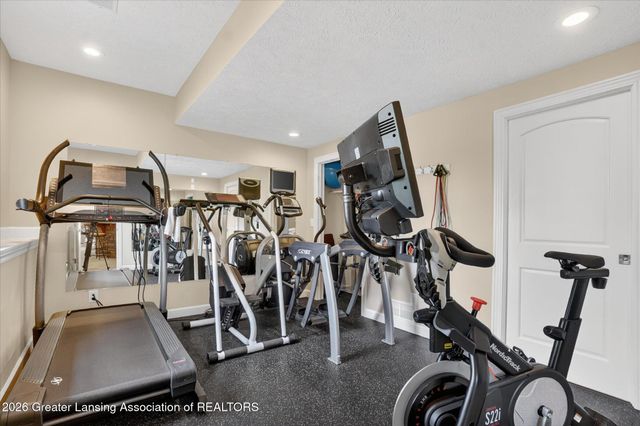 2032 Birch Bluff Drive, Okemos, MI 48864