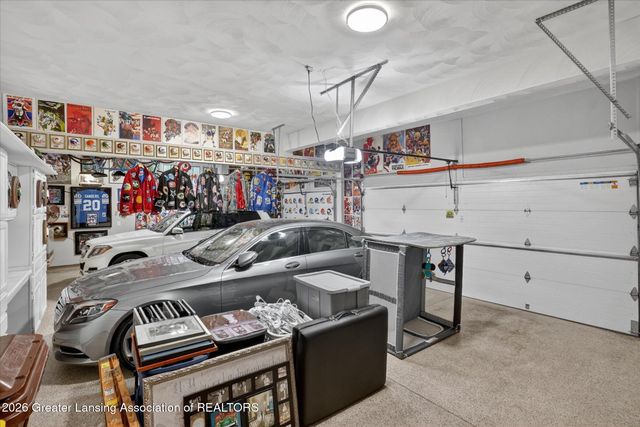 2032 Birch Bluff Drive, Okemos, MI 48864
