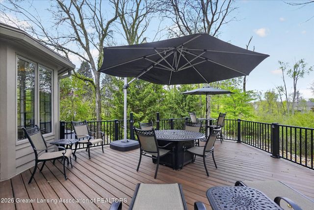 2032 Birch Bluff Drive, Okemos, MI 48864