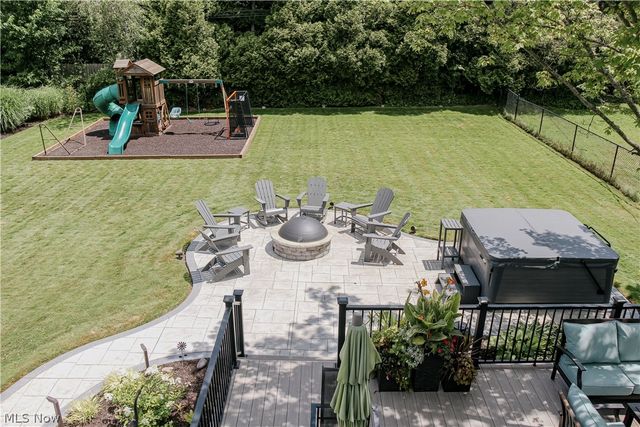 2711 Green Road, Shaker Heights, OH 44122