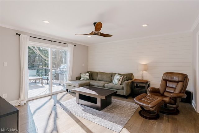 2711 Green Road, Shaker Heights, OH 44122