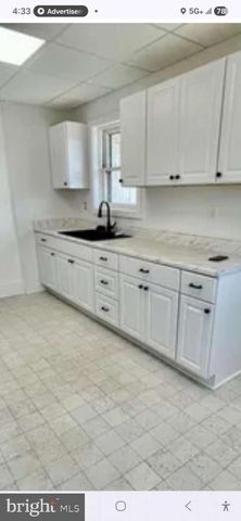 10 N PEARL ST, York, PA 17404