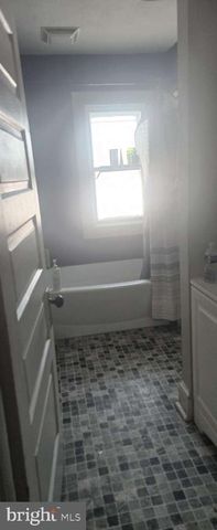 10 N PEARL ST, York, PA 17404