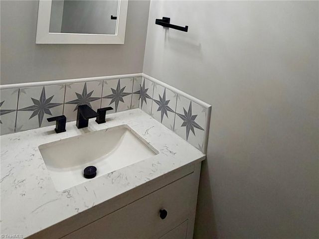 2315 Bay Meadows Court F, Winston-salem, NC 27103