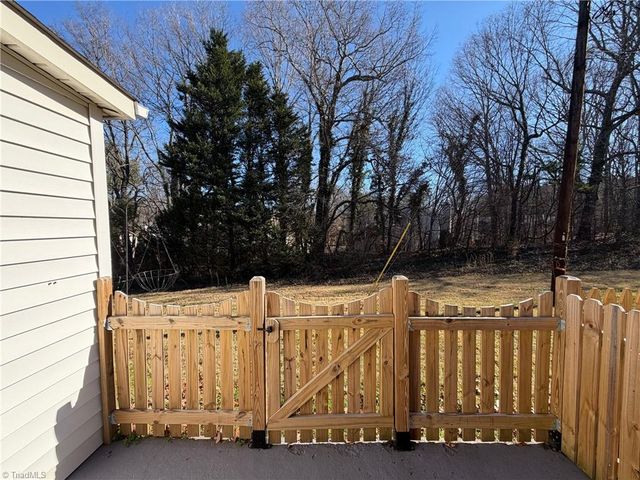 2315 Bay Meadows Court F, Winston-salem, NC 27103