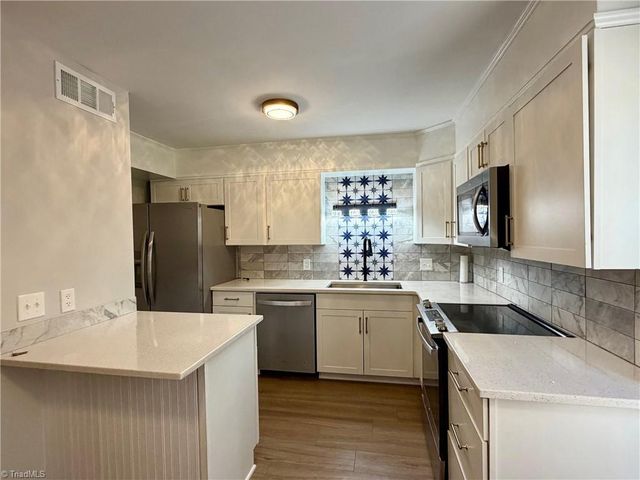 2315 Bay Meadows Court F, Winston-salem, NC 27103