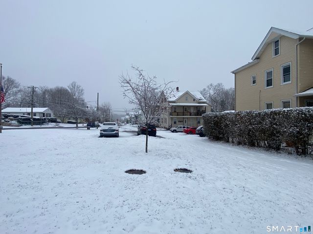 561 East Street, New Britain, CT 06051