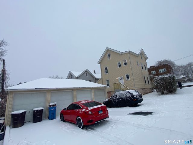 561 East Street, New Britain, CT 06051