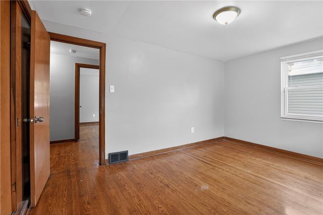 1019 Washington St, Mckeesport, PA 15132