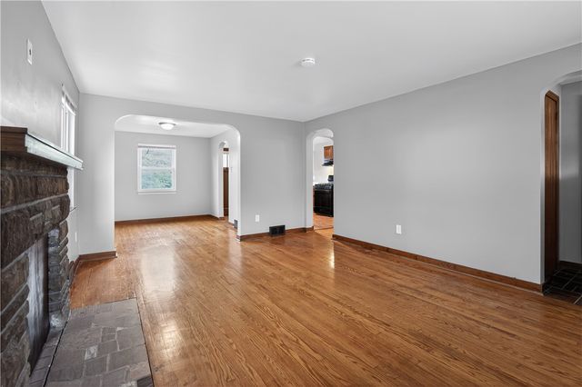1019 Washington St, Mckeesport, PA 15132