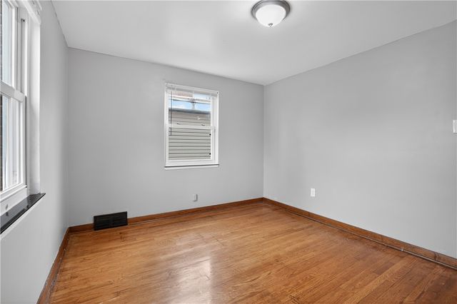 1019 Washington St, Mckeesport, PA 15132